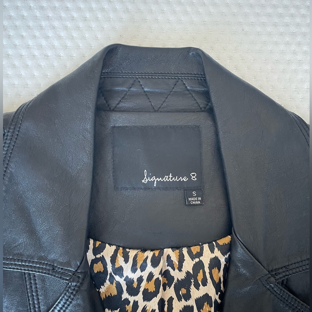 Signature8 leather jacket - Picture 3 of 5